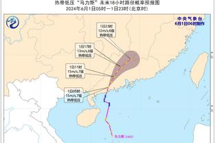 马克西：应对包夹时有时我该尽快出球 我要更多地帮助队友